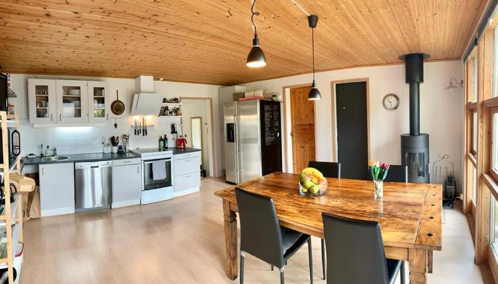 Spacey And Charming Cabin 300 M. From Beach Tjørneholm エクステリア 写真
